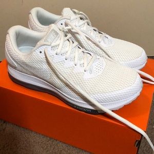 Nike White Running Shoes 8 W / 6.5 M